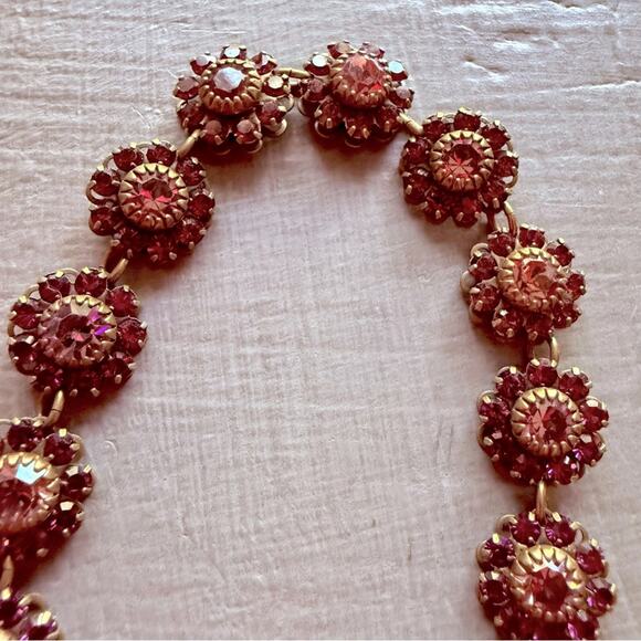 Liz Paiacios Crystal Flower Bracelet - Picture 11 of 14